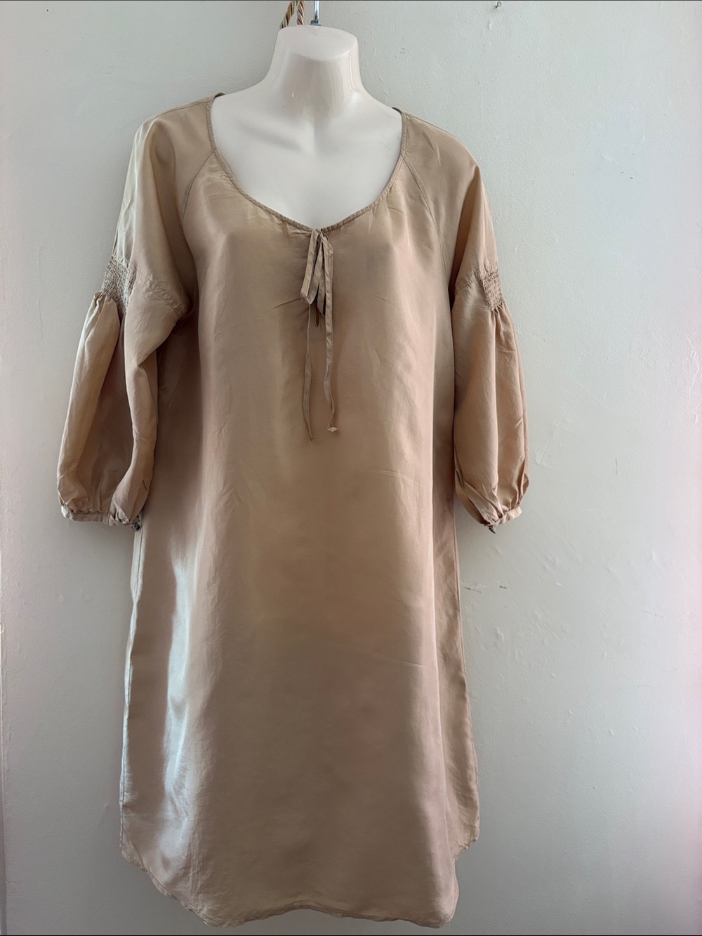 Club Monaco Beige Tie-Neck Midi Dress. Silk